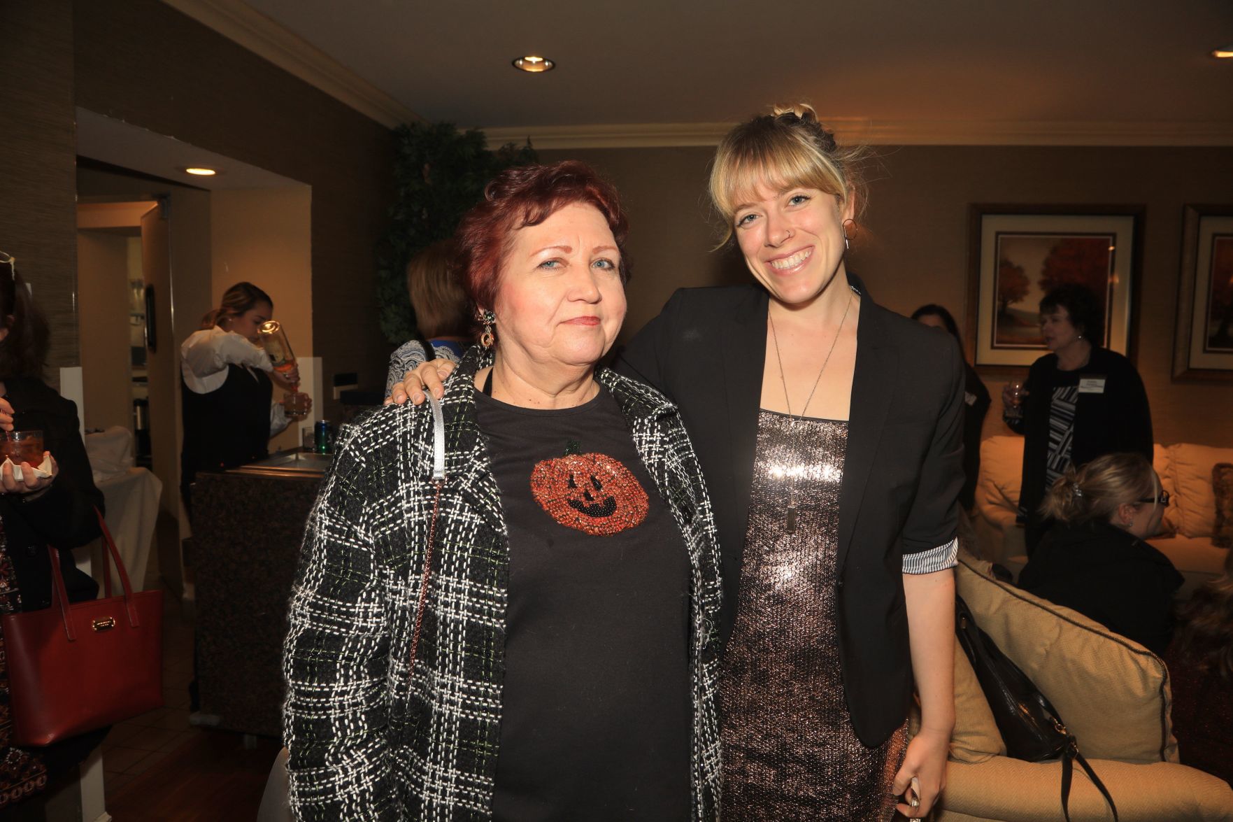 Marilyn Telowitl, Katrina VanRyn